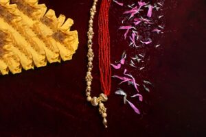 Red Ball Crystal Beads with Gold Beads Thusi
