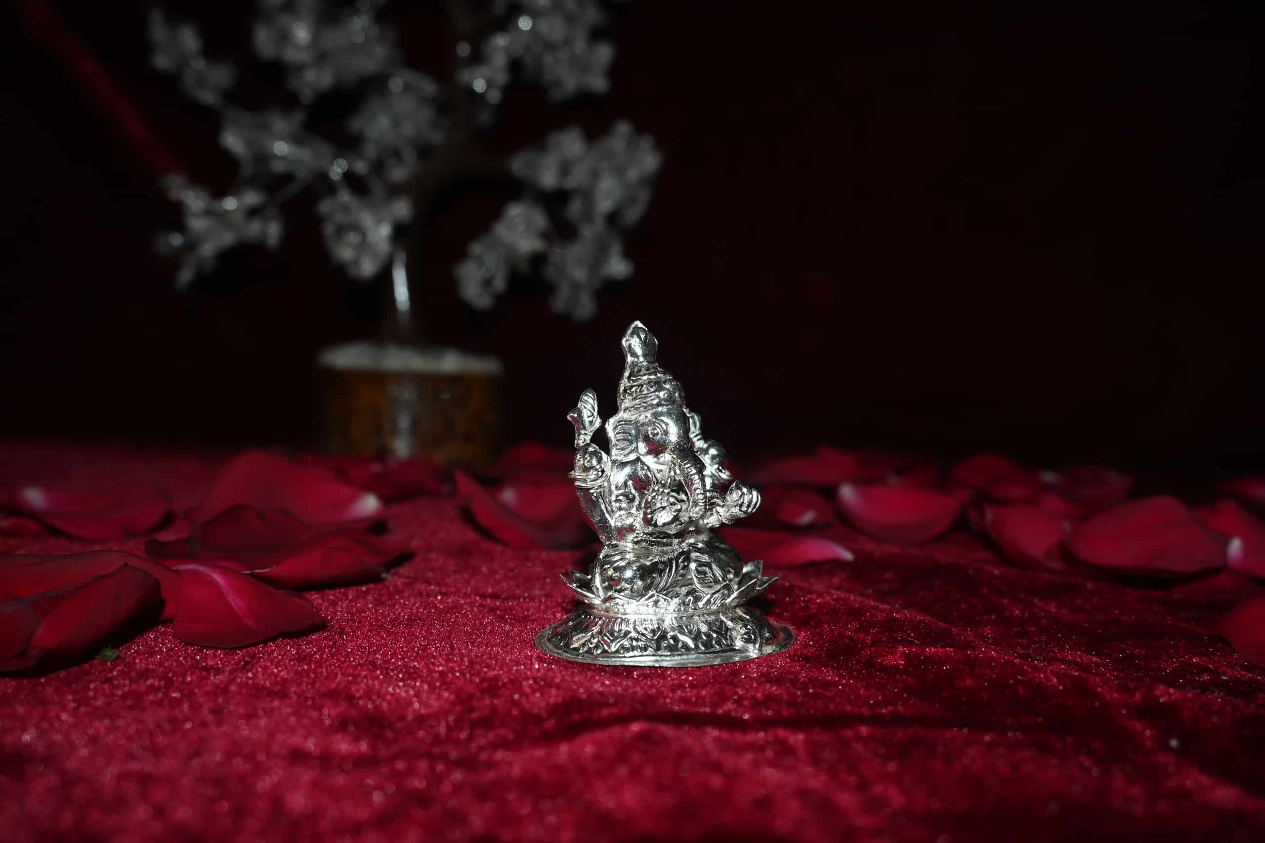 Kamal Asan Ganapati Silver Murti - Image 2