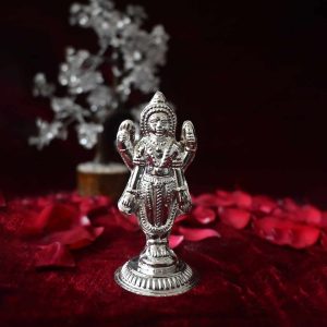 Dhanvardhak Kuber silver Pokal Murti