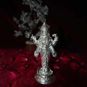T22_2092 1 Padma Laxmi silver Pokal Murti